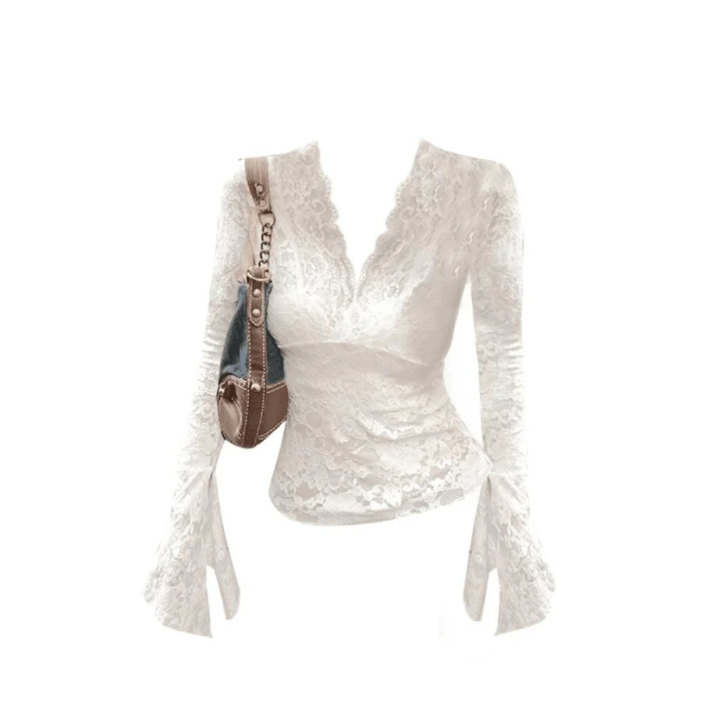 大码胖MM白色纯欲喇叭袖蕾丝衫女秋季新款修身显瘦甜辣风短款上衣
