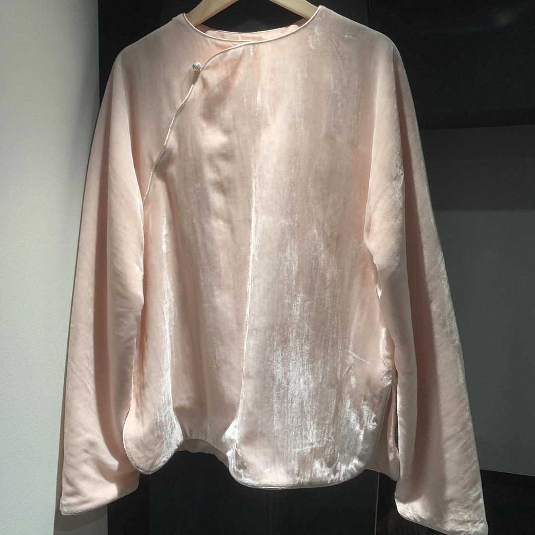 大掌柜推荐 《软香玉》轻中式极简丝绒斜门襟国风衬衣小衫