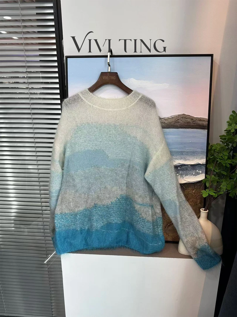 【VIVI·TING】婷姐推荐秋季时尚慵懒风新款渐变蓝色连肩袖毛衣F232