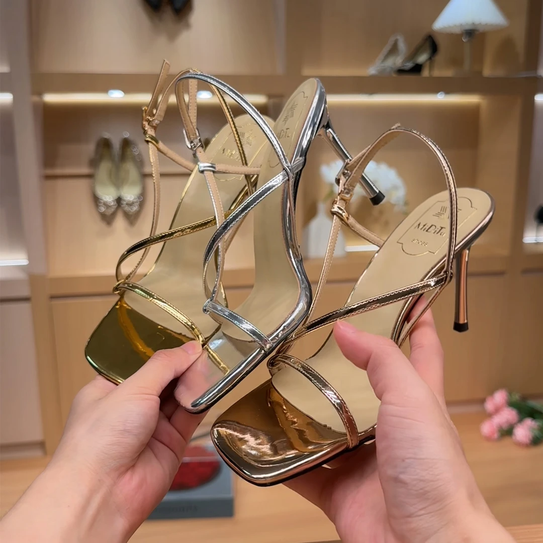 MIDITU/米蒂图2024年新款方头凉鞋高跟鞋气质夏季漆皮细跟露趾