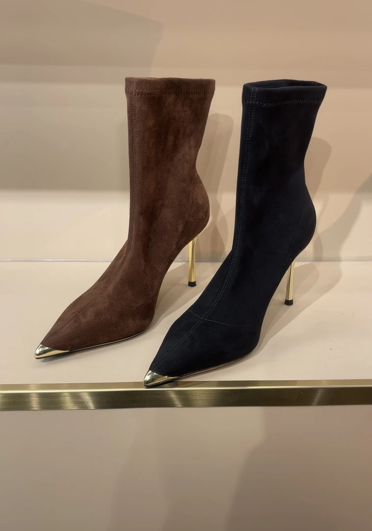 MIDITU/米蒂图2025年爆款洋气新款细跟短靴秋冬尖头弹力高阶黑靴