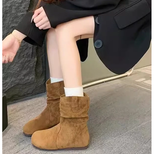 网红爆款堆堆女圆头平底短靴2024新款秋冬显瘦韩版软底西都牛仔靴