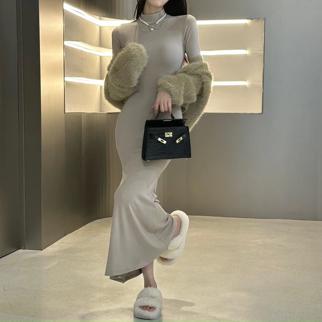 【思蜜妲】半高领鱼尾裙秋冬时尚气质法式修身显瘦基础内搭连衣裙