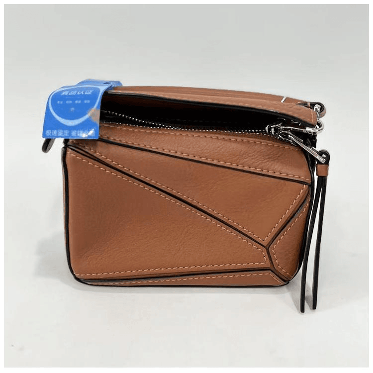 99新 LOEWE/罗意威 安洁利田哥几何包/BK0109325