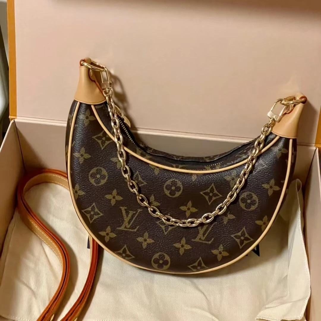全新未使用  ouisLVuitton/路易威登 安洁利田哥lv月亮包/qx