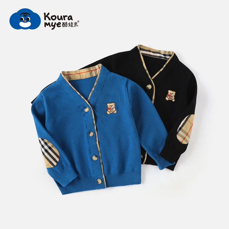 酷娃米秋冬新款儿童毛衣中小男宝宝英伦小熊撞色胸贴针织开衫4437