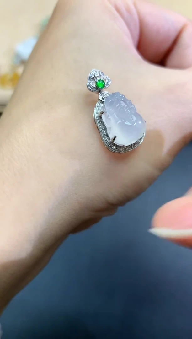 【闪购商品】翡翠吊坠(不含链)18K金镶嵌貔貅|2980+0