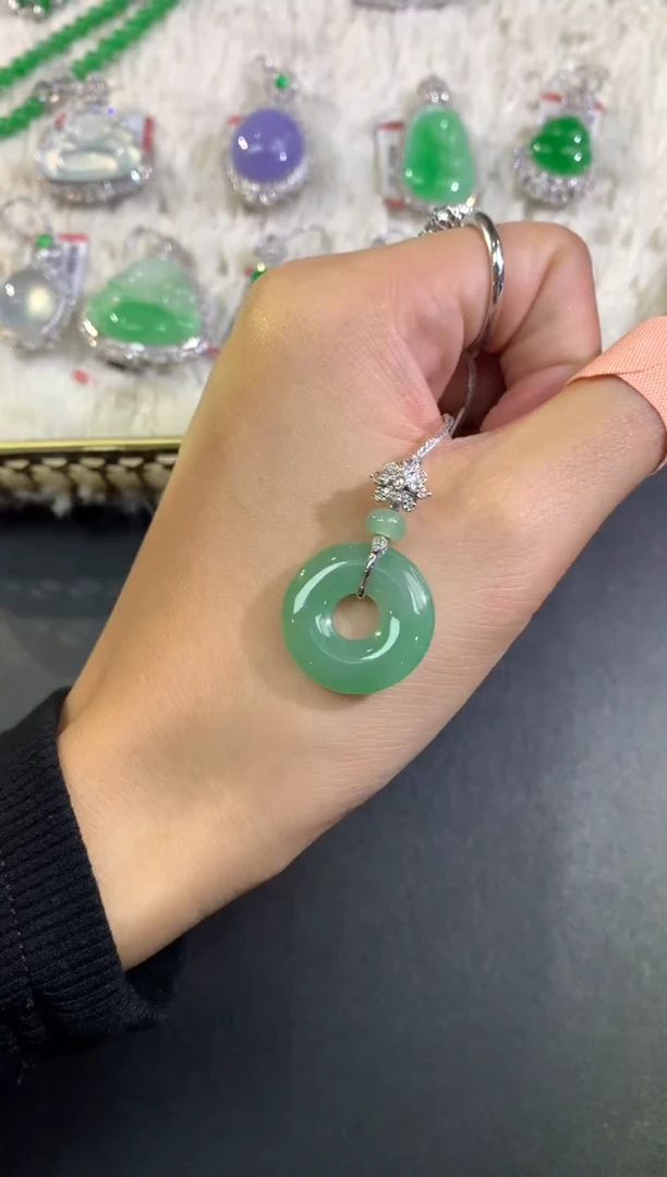 【闪购商品】翡翠吊坠(不含链)18K金镶嵌吊坠|3680