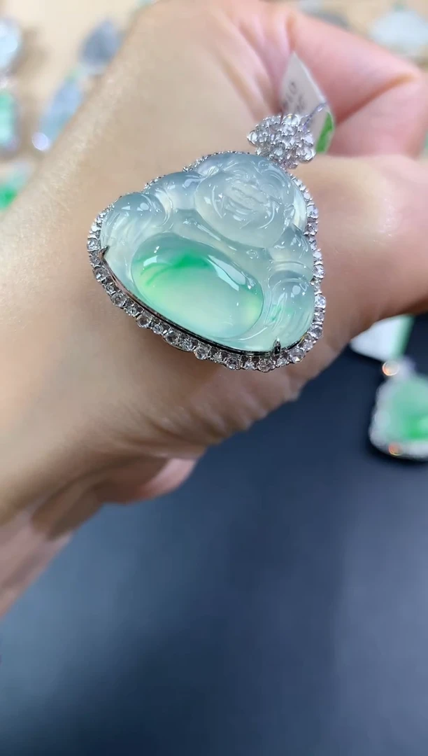 【闪购商品】翡翠吊坠(不含链)18K金镶嵌佛公|38000+0