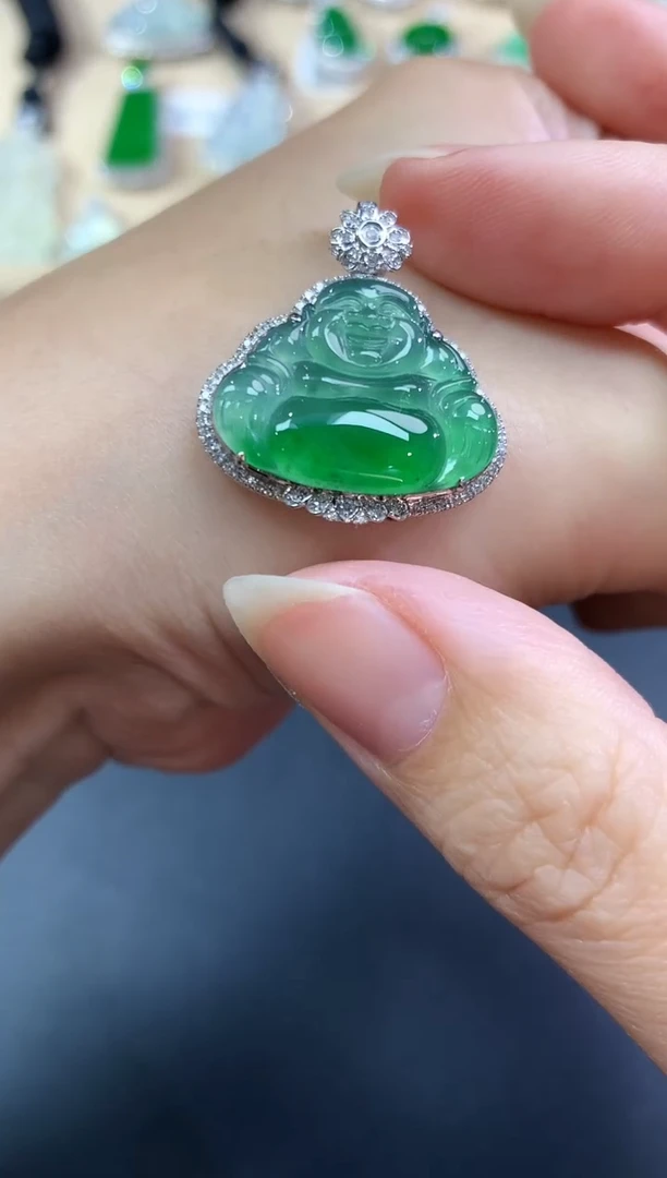 【闪购商品】翡翠吊坠(不含链)18K金镶嵌佛公|6800+0
