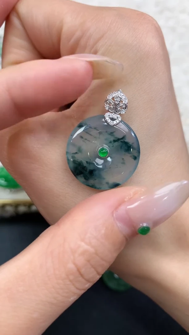【闪购商品】翡翠吊坠(不含链)18K金镶嵌平安扣|5800