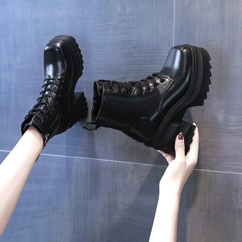 时尚高跟马丁靴女2025秋冬季新款切尔西厚底增高短靴松糕百搭靴子