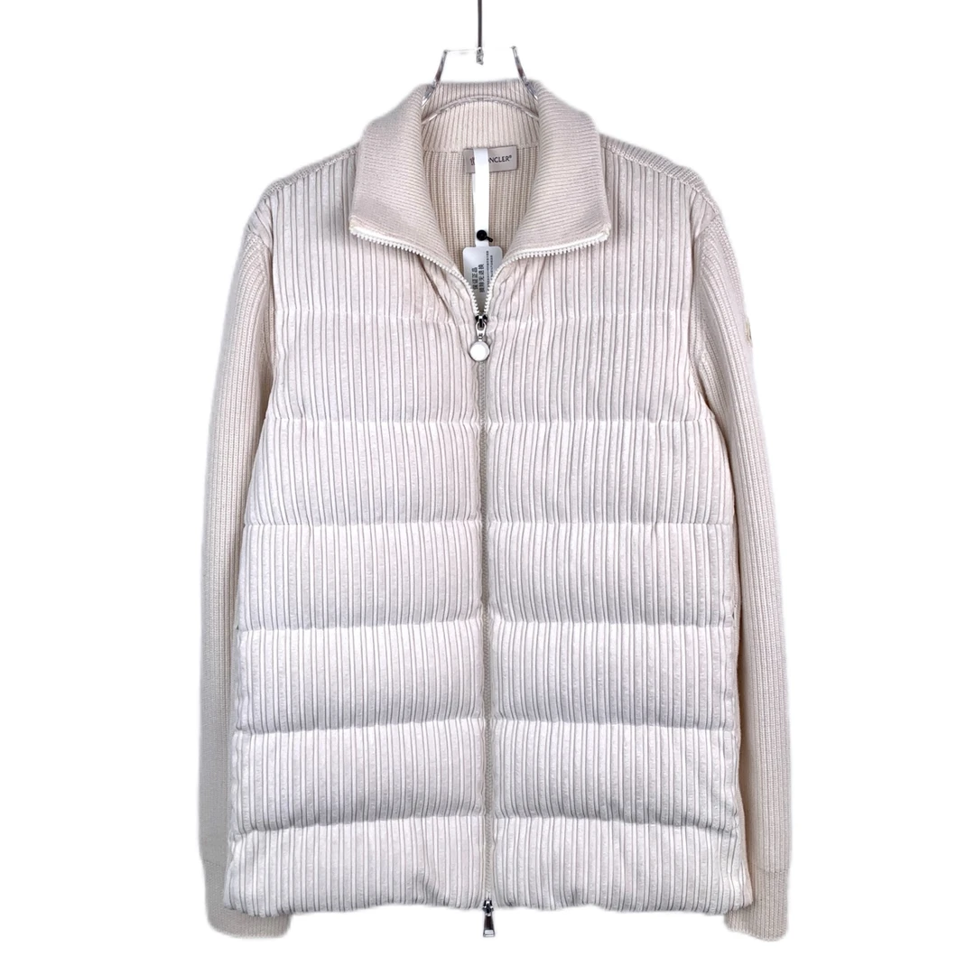 MONCLER潮奢豆 严选/徽标贴饰立领针织羽绒服/全新/ 010003