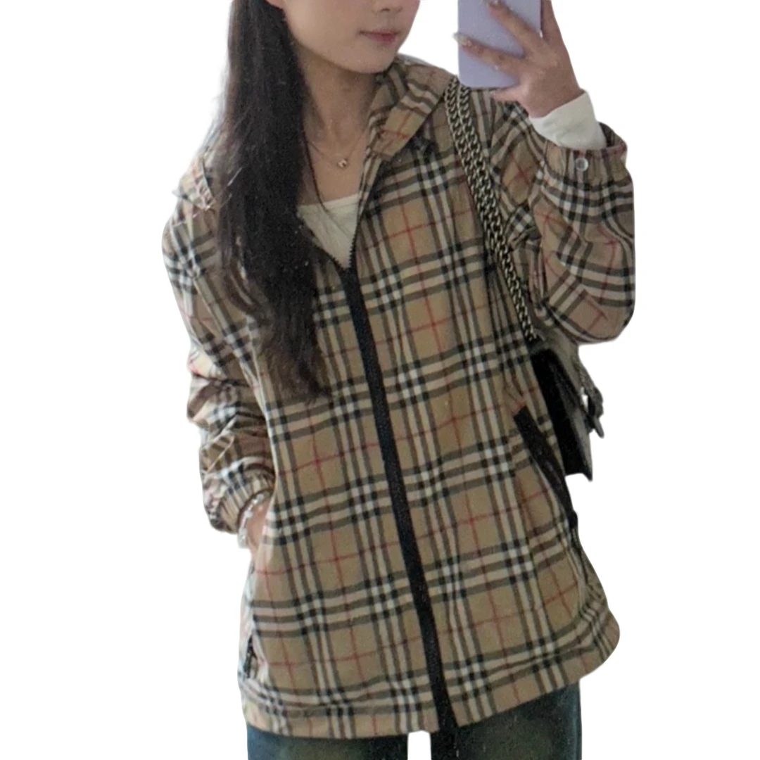 BURBERRY/博柏利潮奢豆 严选/ 经典格纹棕色连帽外套/95新/014551