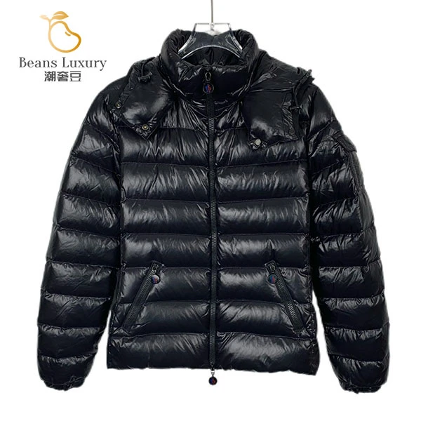 95新 MONCLER 徽标贴饰绗缝羽绒服/X9155