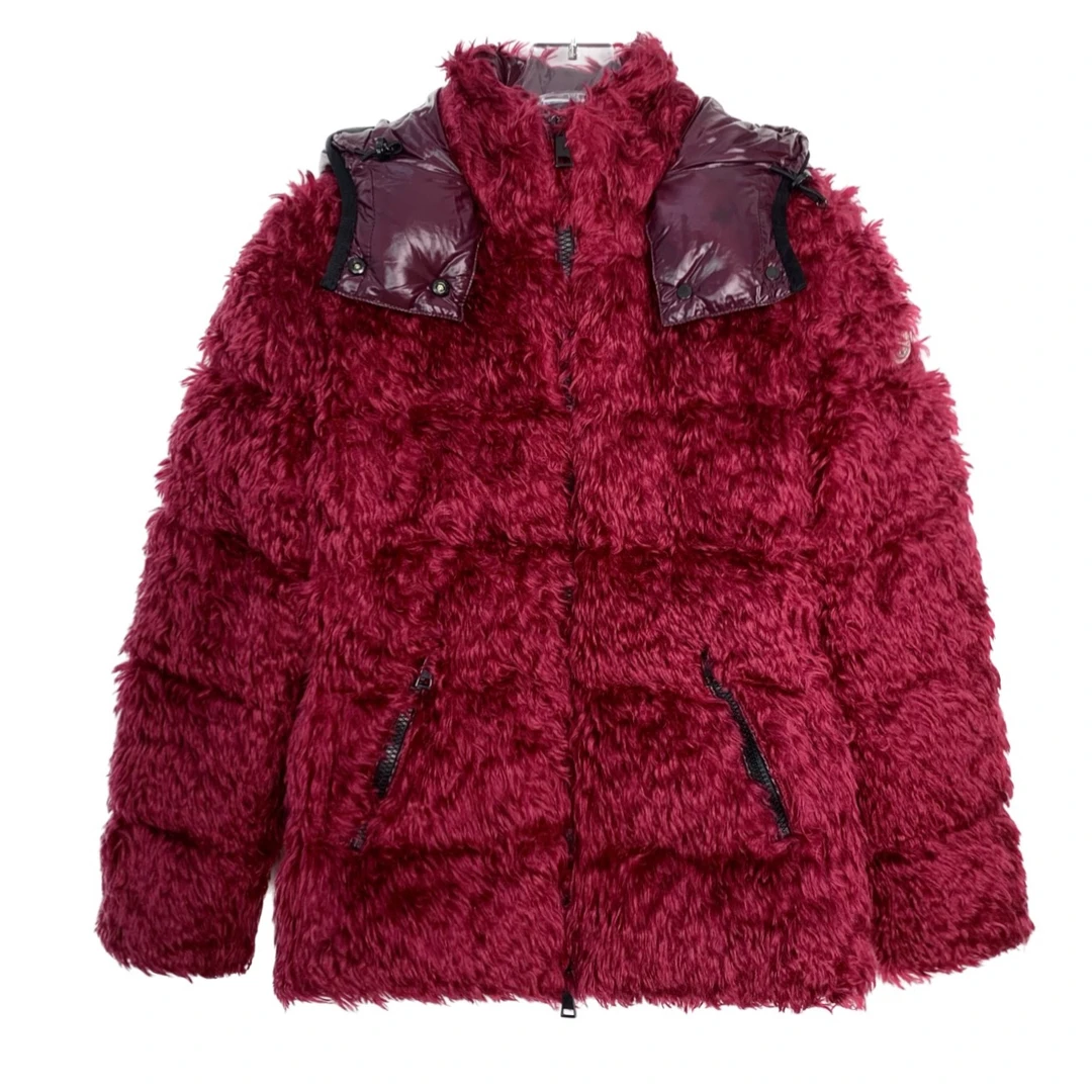 99新 MONCLER 徽标贴饰连帽绗缝羽绒服/95新/006415