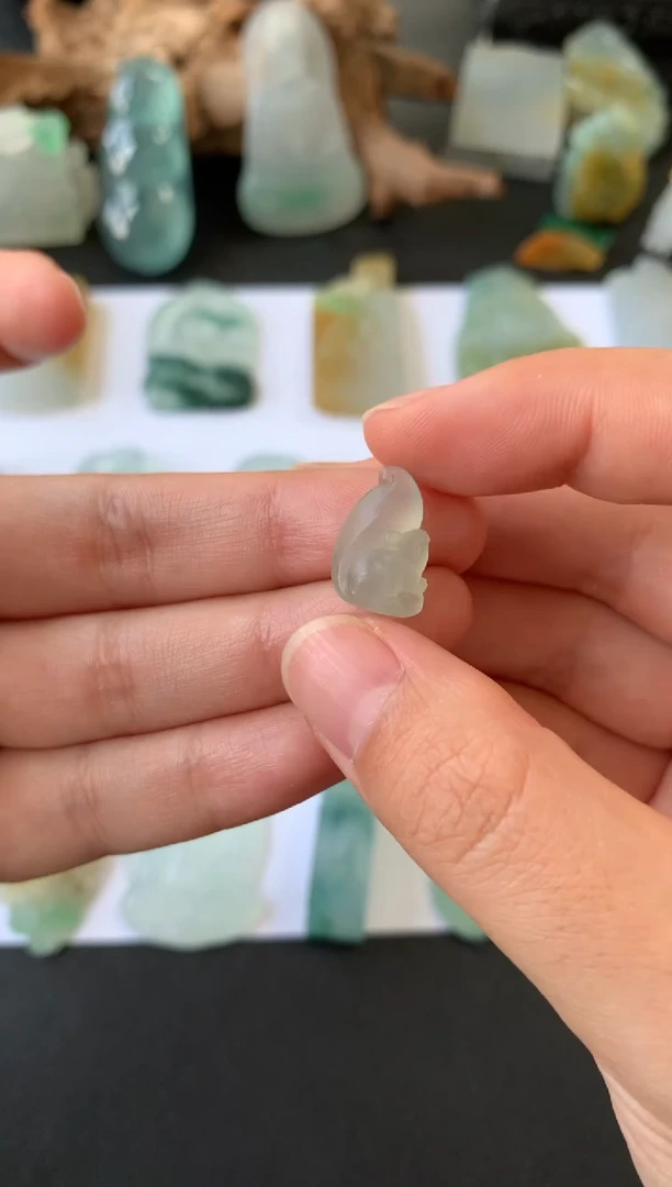 【闪购商品】定制翡翠未镶嵌翡翠