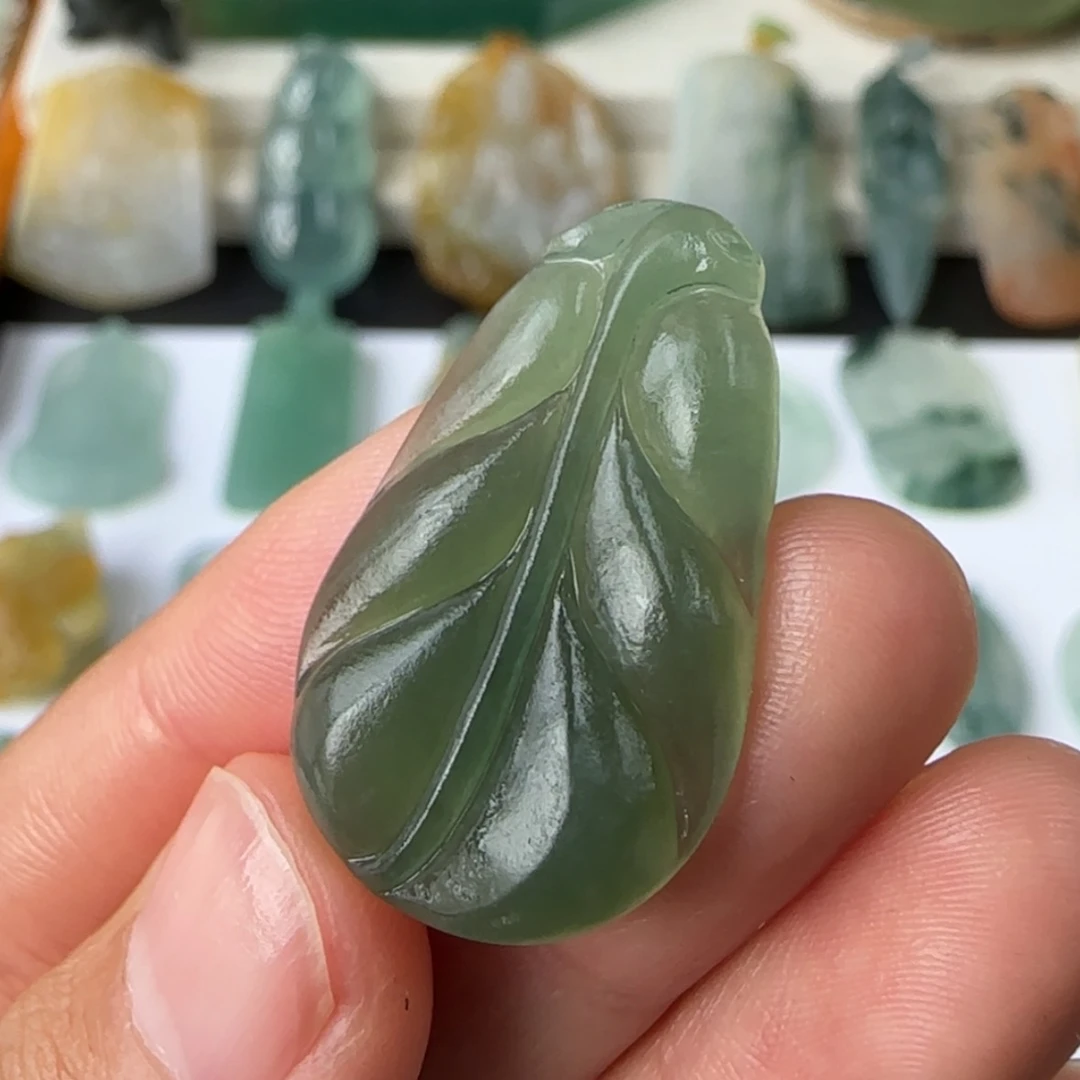 【闪购商品】定制翡翠未镶嵌