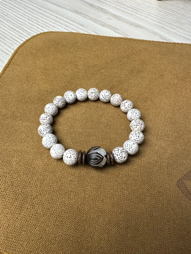 70号星月菩提夹莲花手串9.5mm