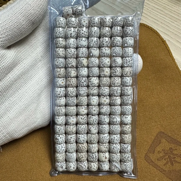 顺白星月菩提直切8*9mm