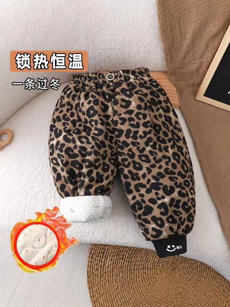 儿童温感加厚长裤宝宝三层夹棉卫裤中小童宽松百搭休闲裤时尚洋气