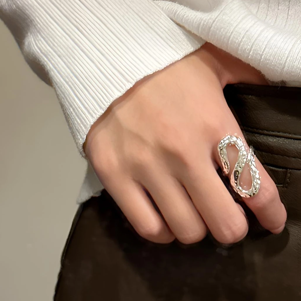 925银戒指 10-17港码S蛇形捶打纹肌理感开口戒指ins风小众高级感.