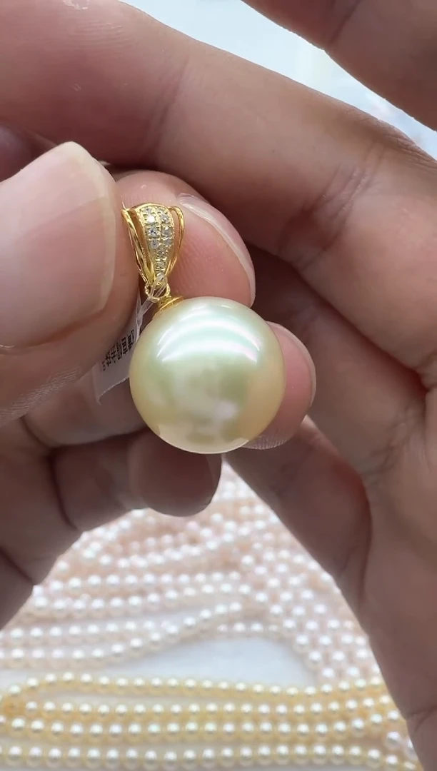 【闪购商品】海水珍珠颈饰18K金镶嵌清货