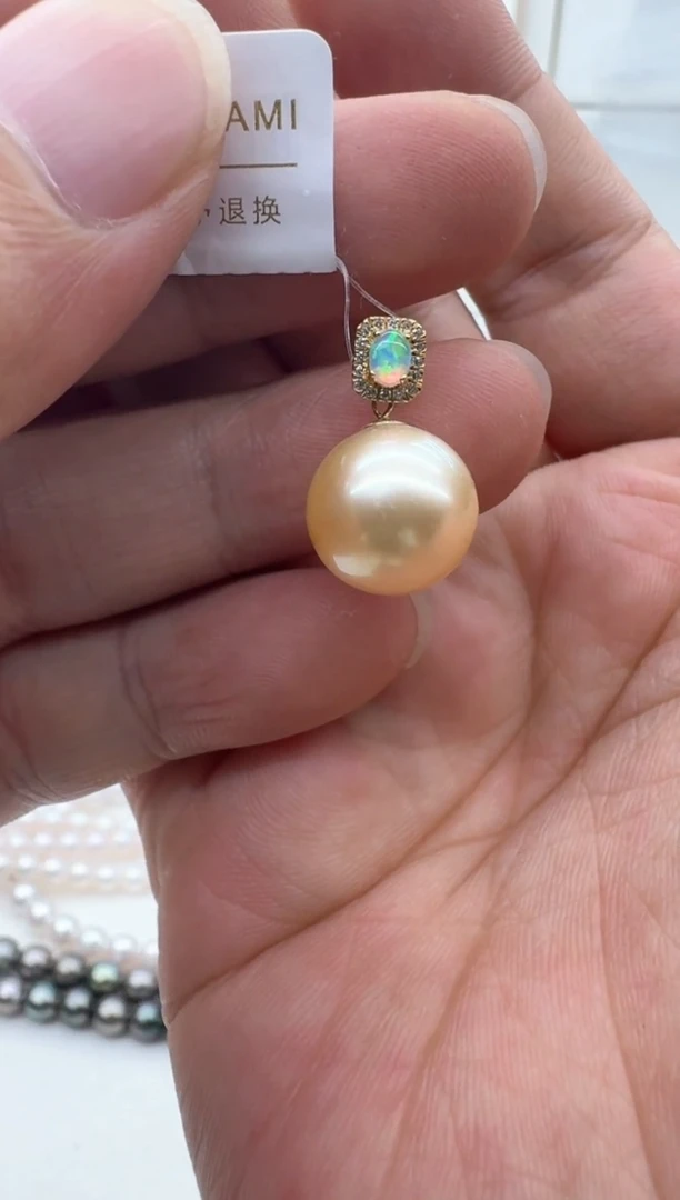 【闪购商品】海水珍珠颈饰18K金镶嵌清货