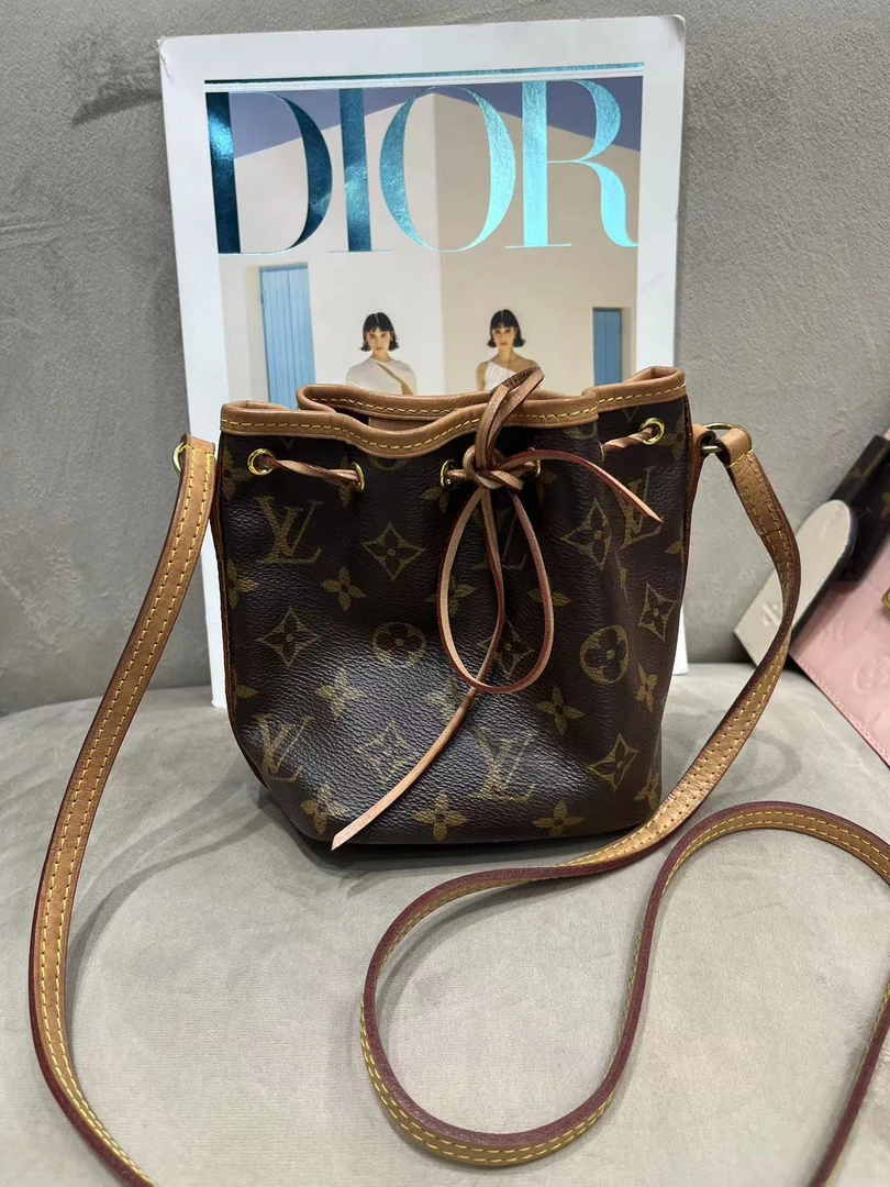 95新 LouisVuitton/路易威登 NOE抽水小水桶单肩斜跨包