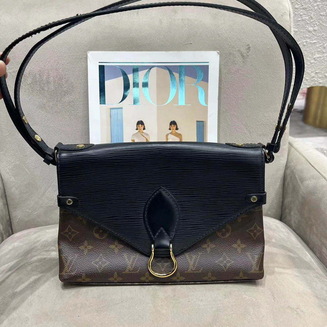 95新 LouisVuitton/路易威登 锁头包单肩斜跨包黑色