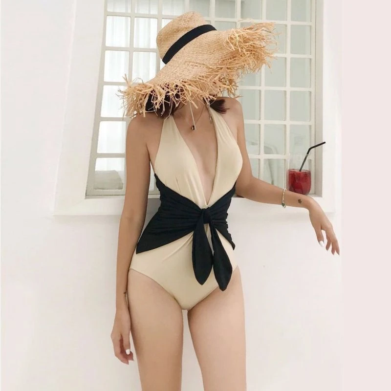 欧美泡温泉泳衣女性感网红连体比基尼黑色显瘦遮肚小胸聚拢游泳装