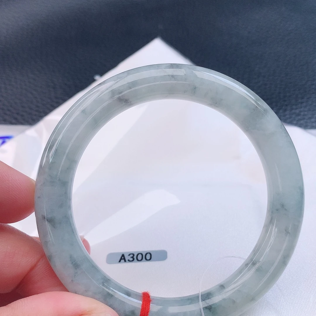 翡翠手镯未镶嵌54.5 翡翠手镯