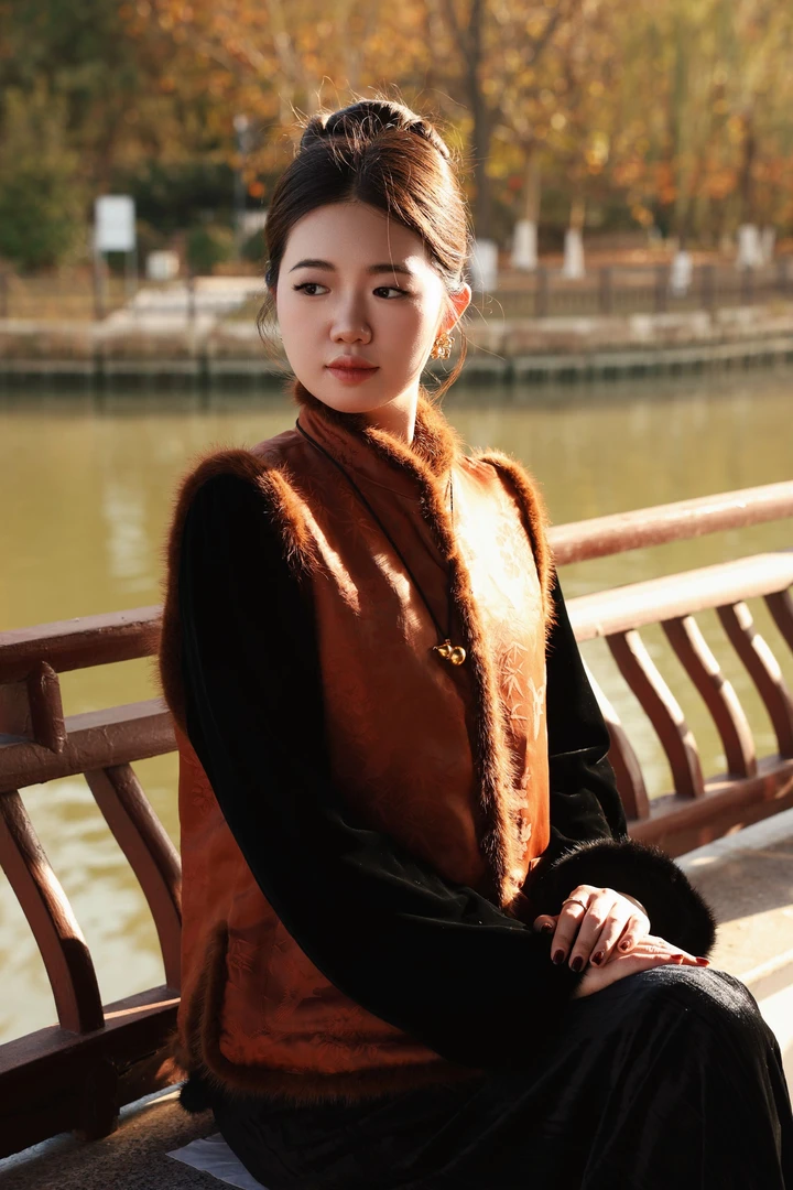 【花满林】立领提花双口袋拼水水桑蚕丝加厚马夹247215