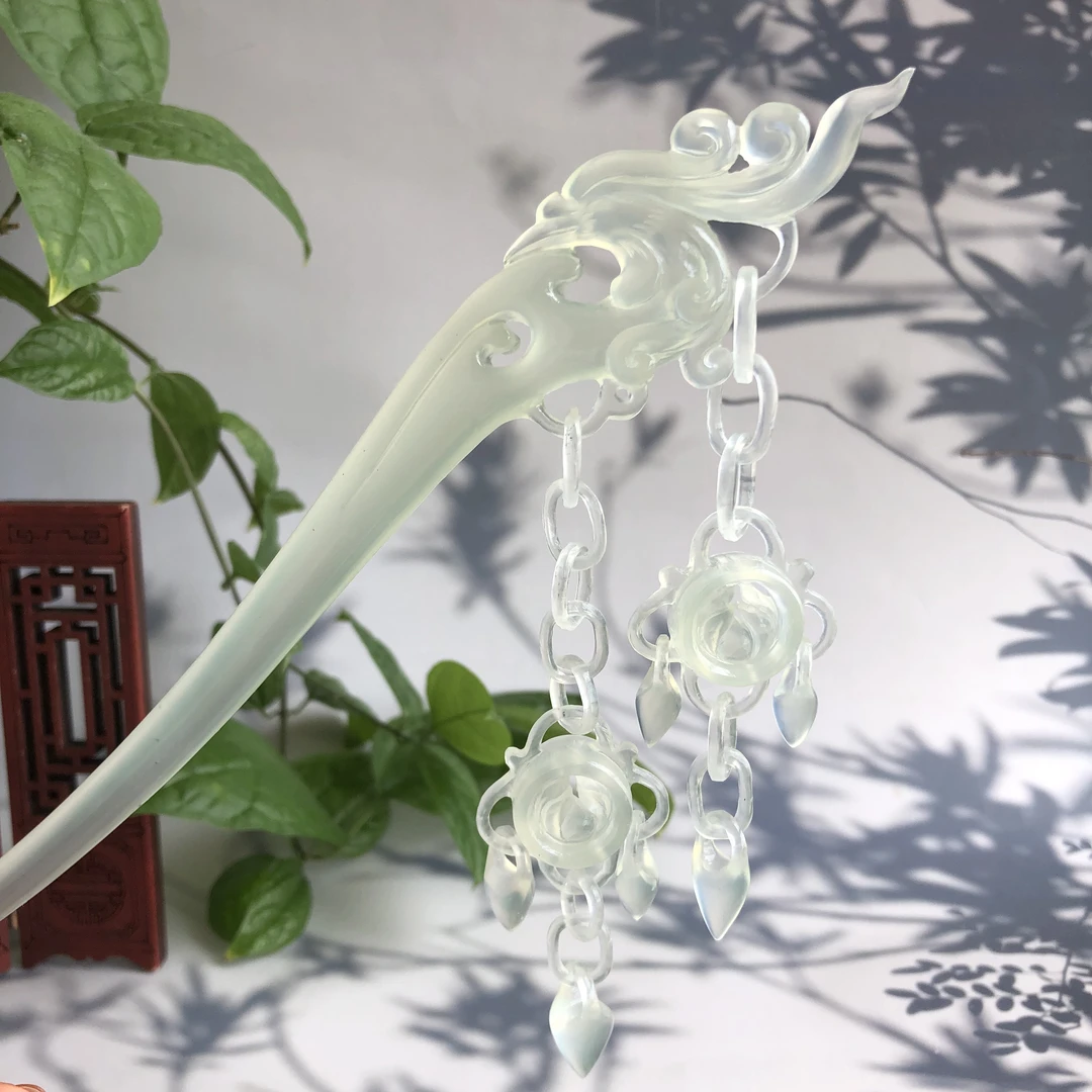 旗袍 配饰 玉簪双流苏 岫玉冰料 小摆尺寸：240＊140＊10毫米