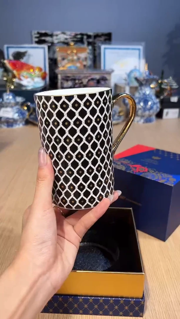 【闪购商品】杯118俄皇Star系列马克（黑）
