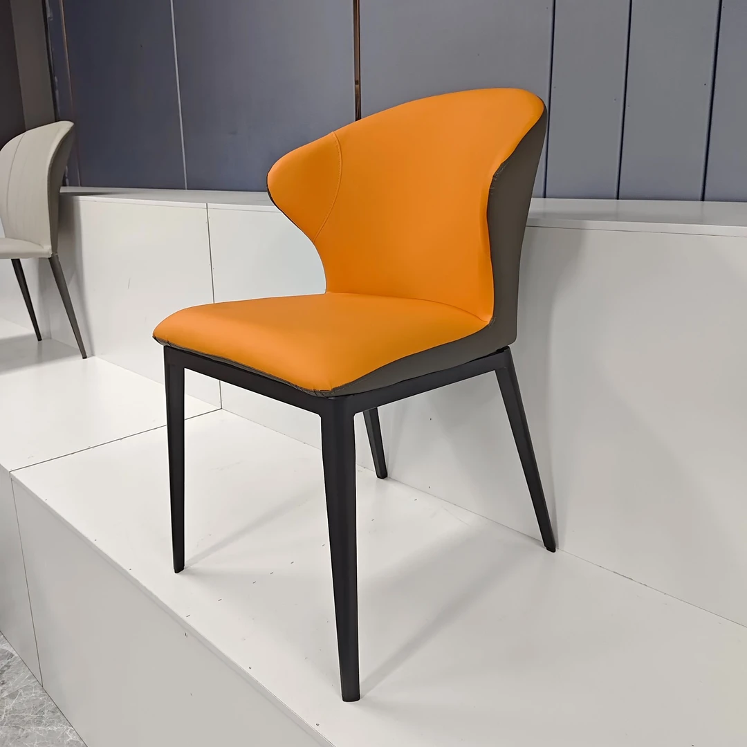 意式轻奢极简高级高档现代简约家用新款靠背餐椅酒店休闲舒适椅子