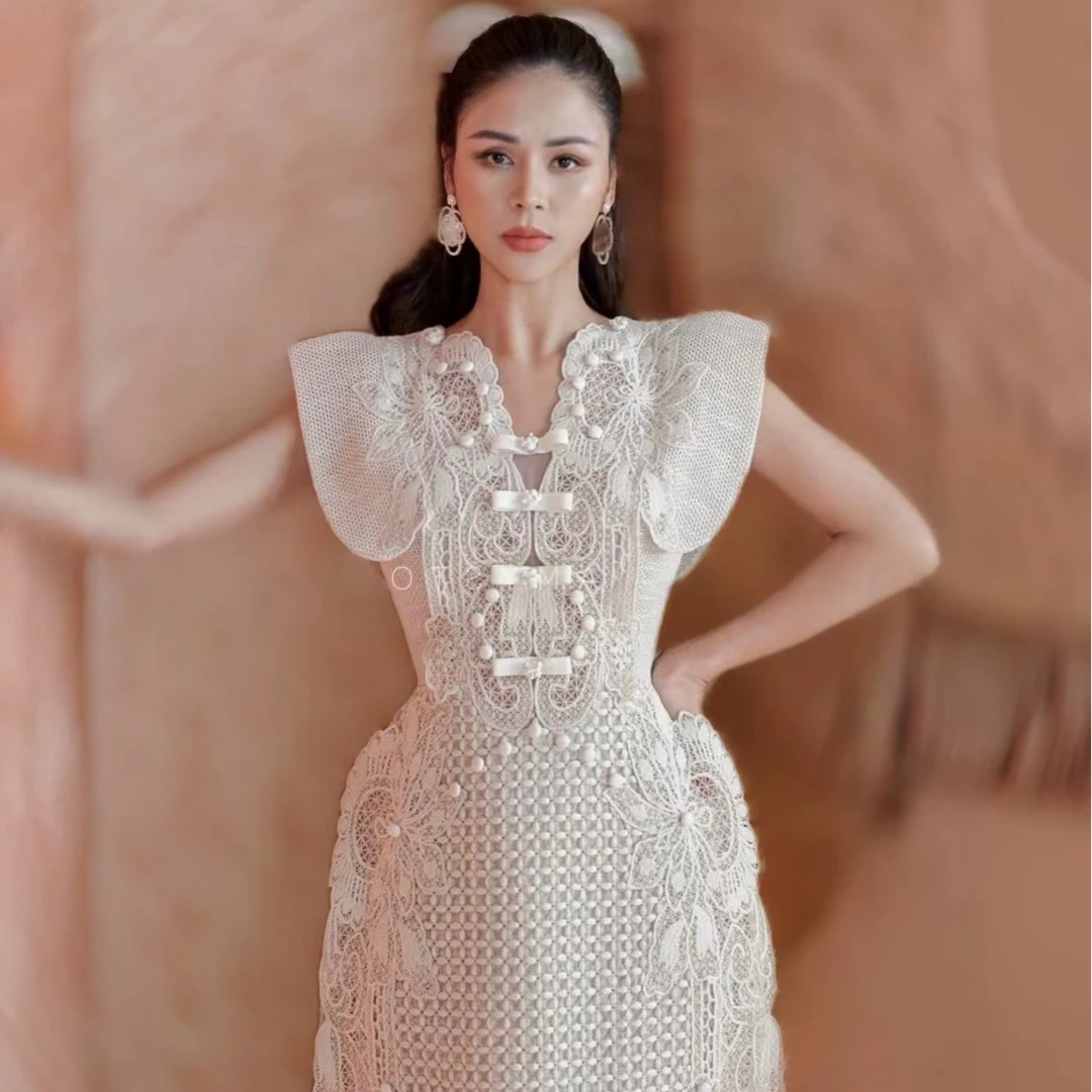 越南小众品牌米色粉色黄色刺绣短款连衣裙A232