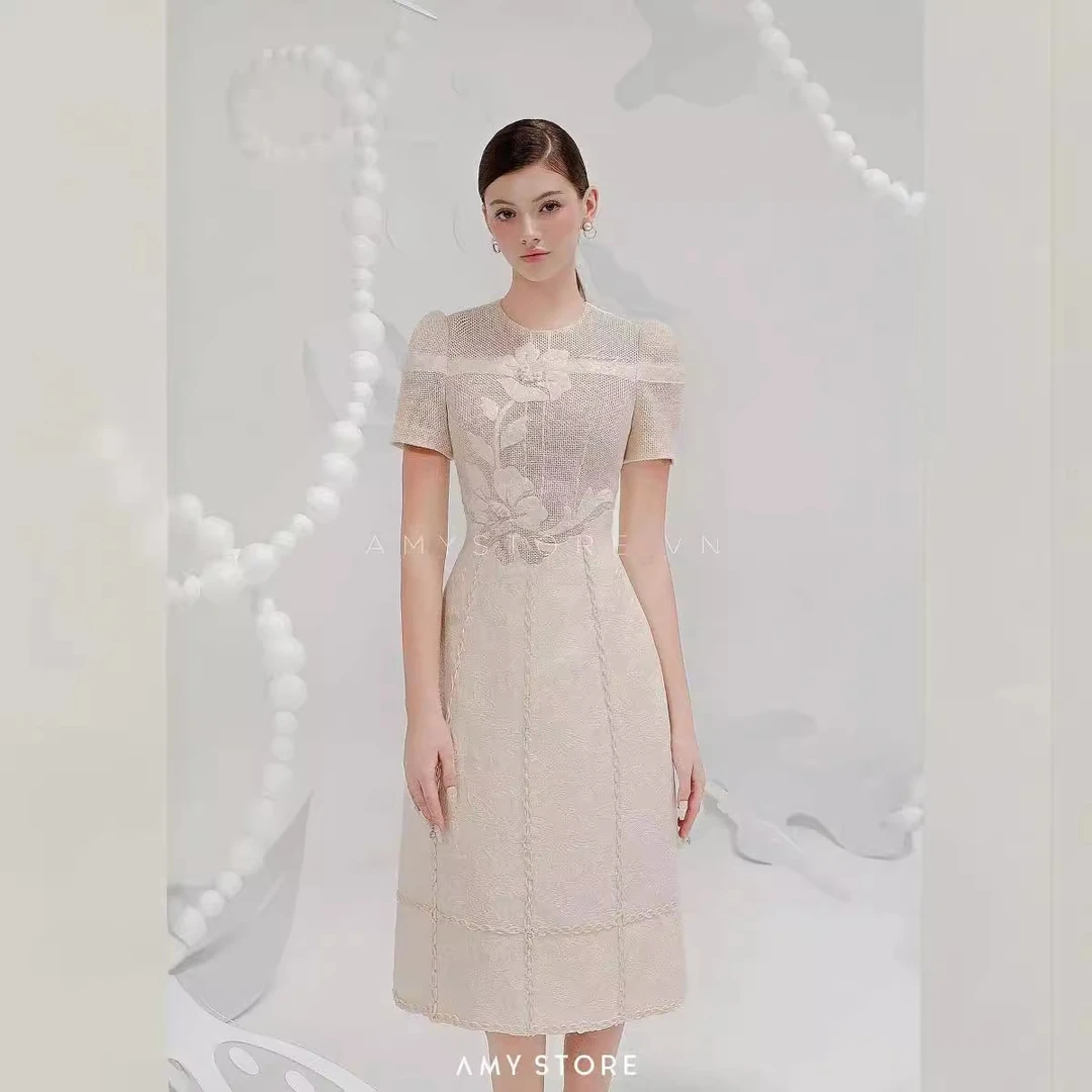 越南小众品牌修身温柔气质长裙花朵修身连衣裙年会礼服晚宴A051