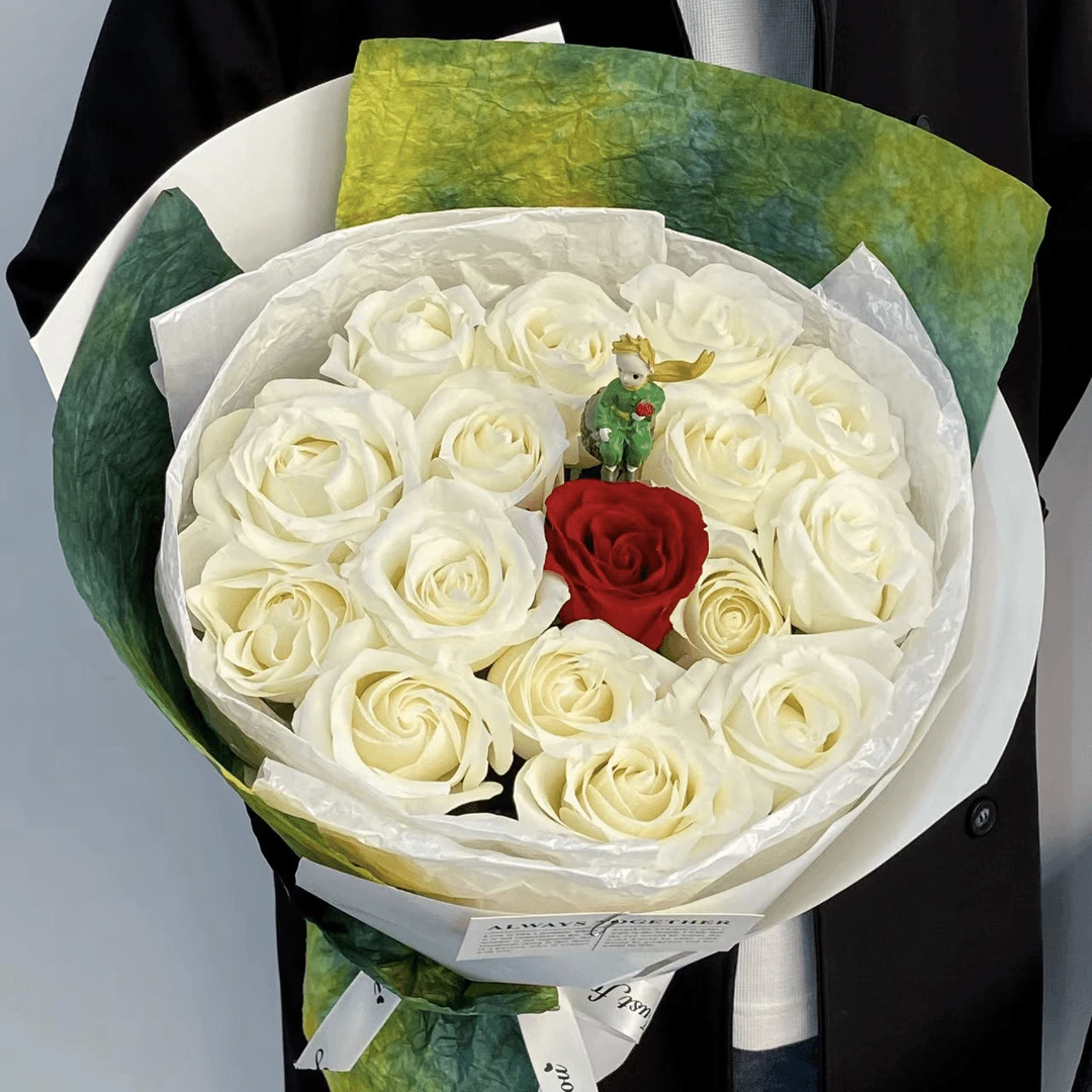 预定白玫瑰小王子花束鲜花全国速递同城配送附近上门团购生日告白