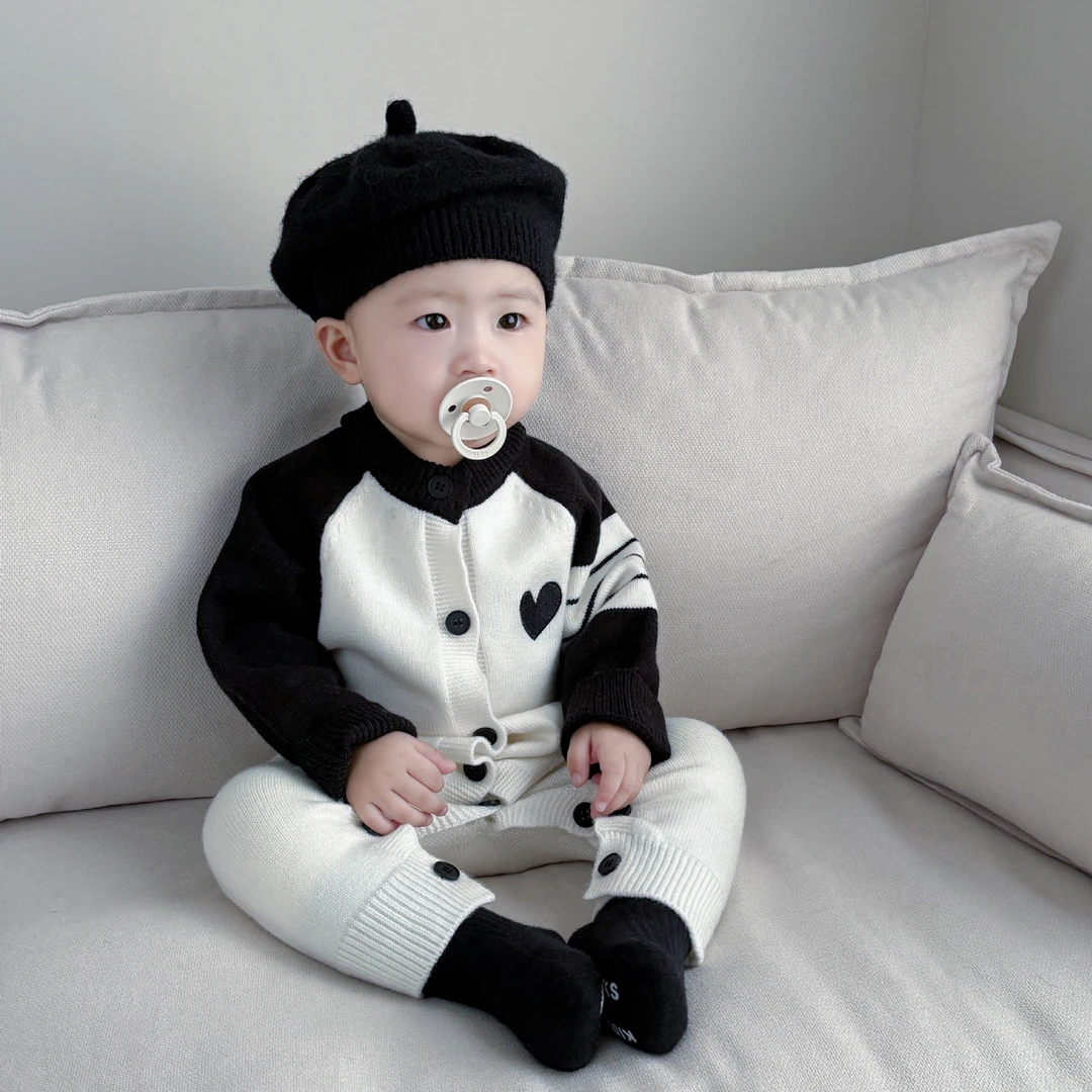 春季韩系刺绣爱心连体衣（开衫单独拍）