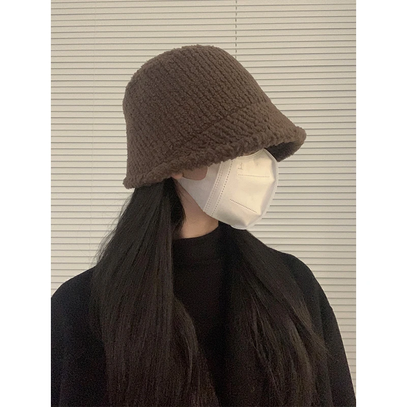 羊羔毛显脸小渔夫帽子女秋冬季百搭加绒可爱保暖水桶帽