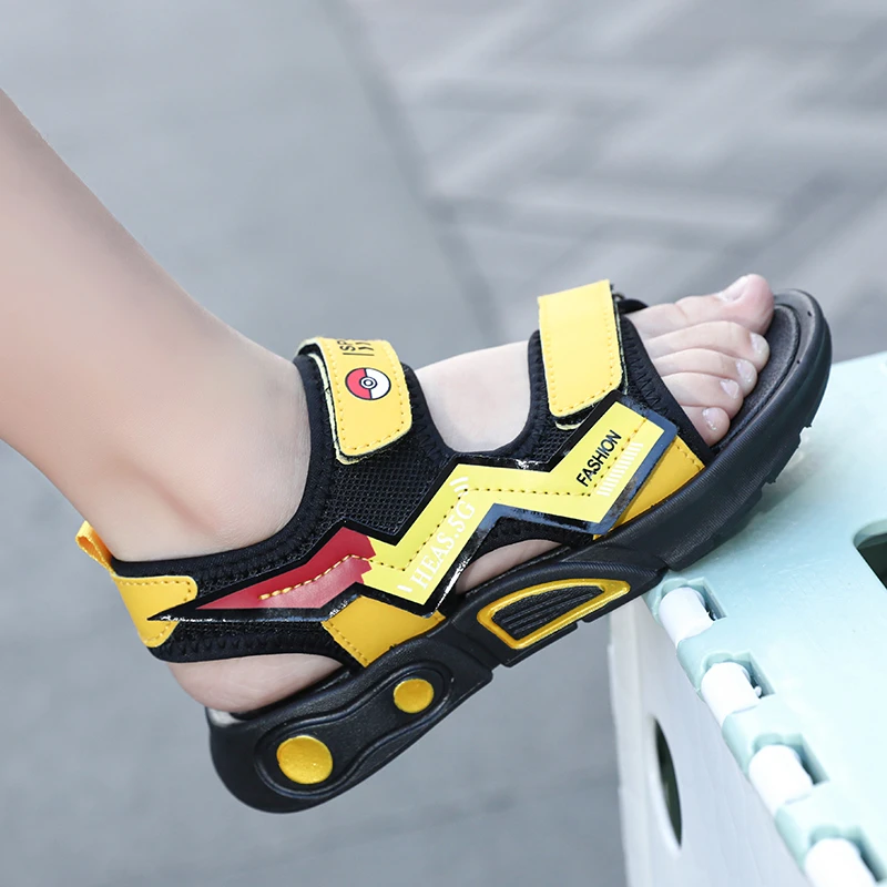 新款男童时尚凉鞋2025夏季中大童小学生帅气软底儿童沙滩鞋子防滑