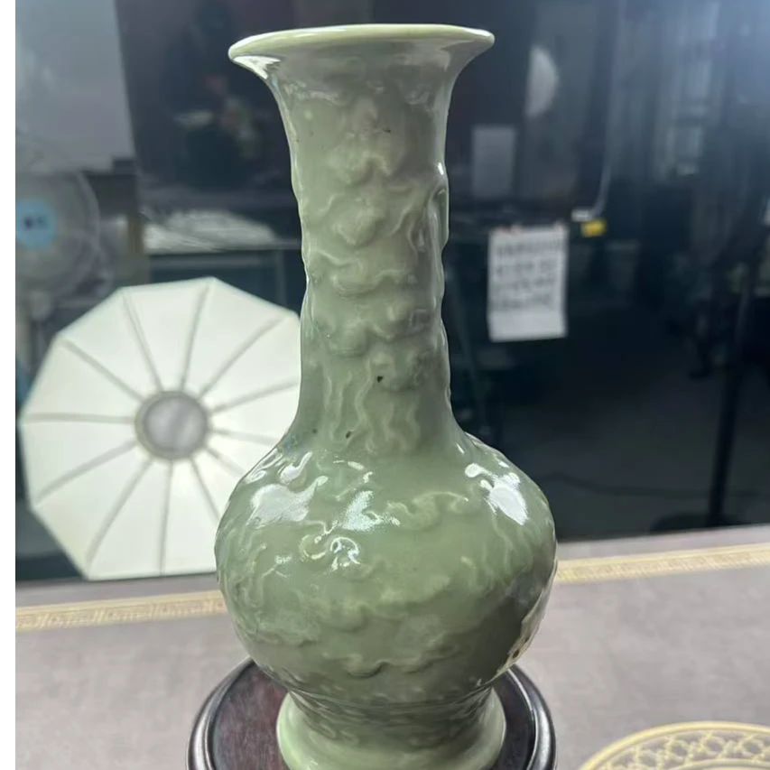 清 豆青釉盘龙尊w-0024