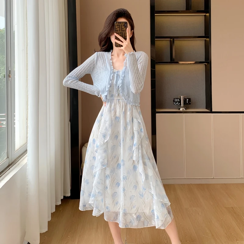 法式木耳边收腰显瘦碎花连衣裙女温柔风洋气荷叶中长款边吊带裙子