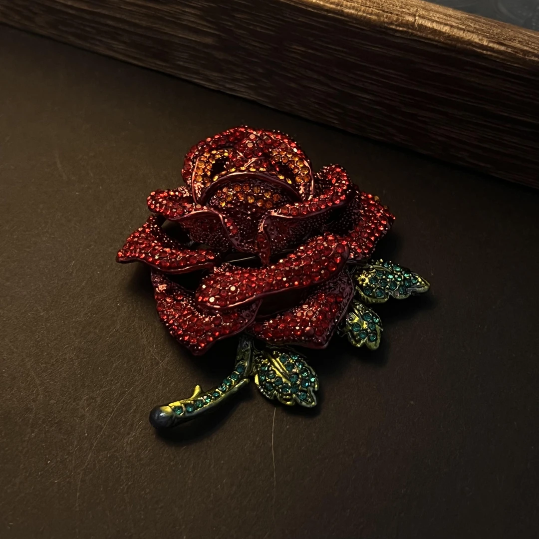 3826红颜色钻钻大玫瑰-胸针JSA0001-3826