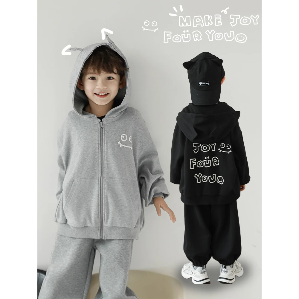 YOEHYAUL/幼悠【清货】穿出活力 犄角连帽双面棉印花卫衣 N5149