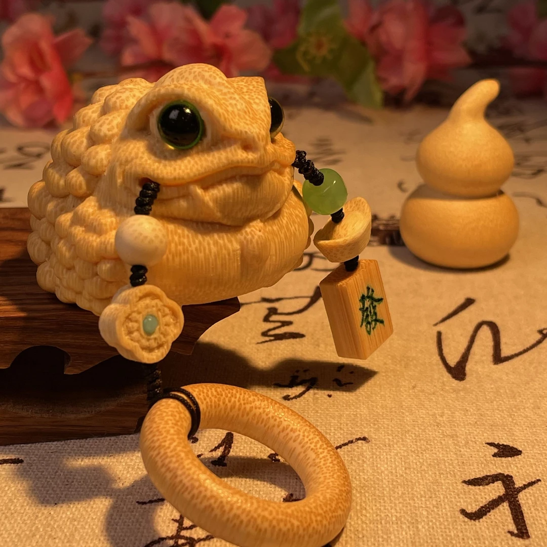 【拓讯】绿眼鹰嘴带配饰 +小葫芦竹雕刻拍下送大油手套刷子