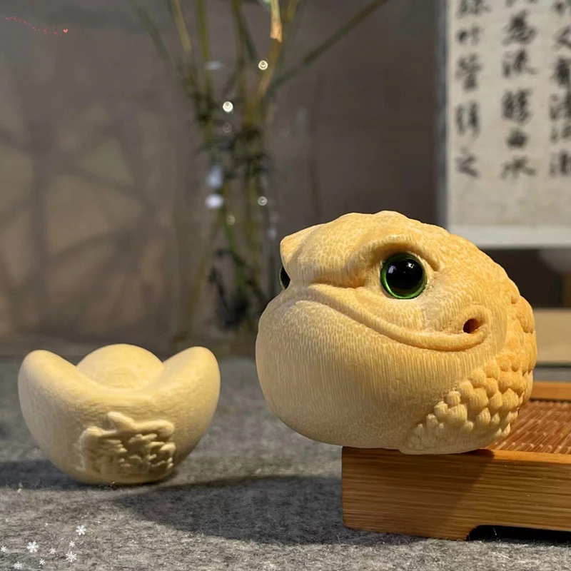 【藏宝阁】绿眼睛恶霸金蟾直径5.0左右+小元宝竹雕刻送大油手套刷子