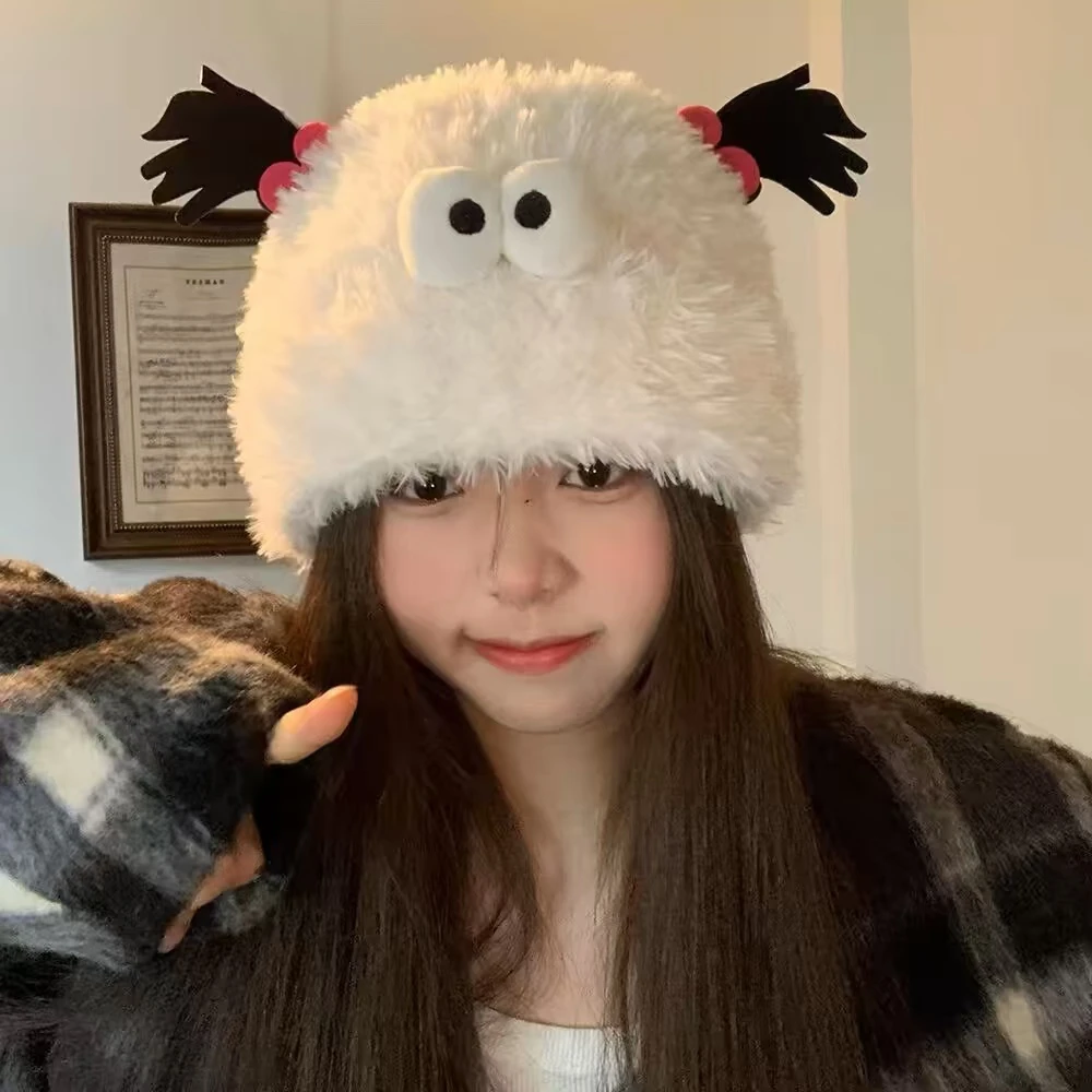 卡通可爱羊角辫毛绒帽显脸小保暖百搭包头帽子