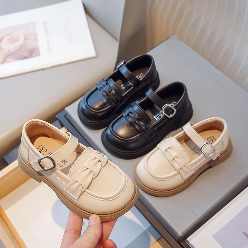 女童黑色乐福皮鞋百搭英伦学院风单鞋2024春季新款小女孩公主鞋